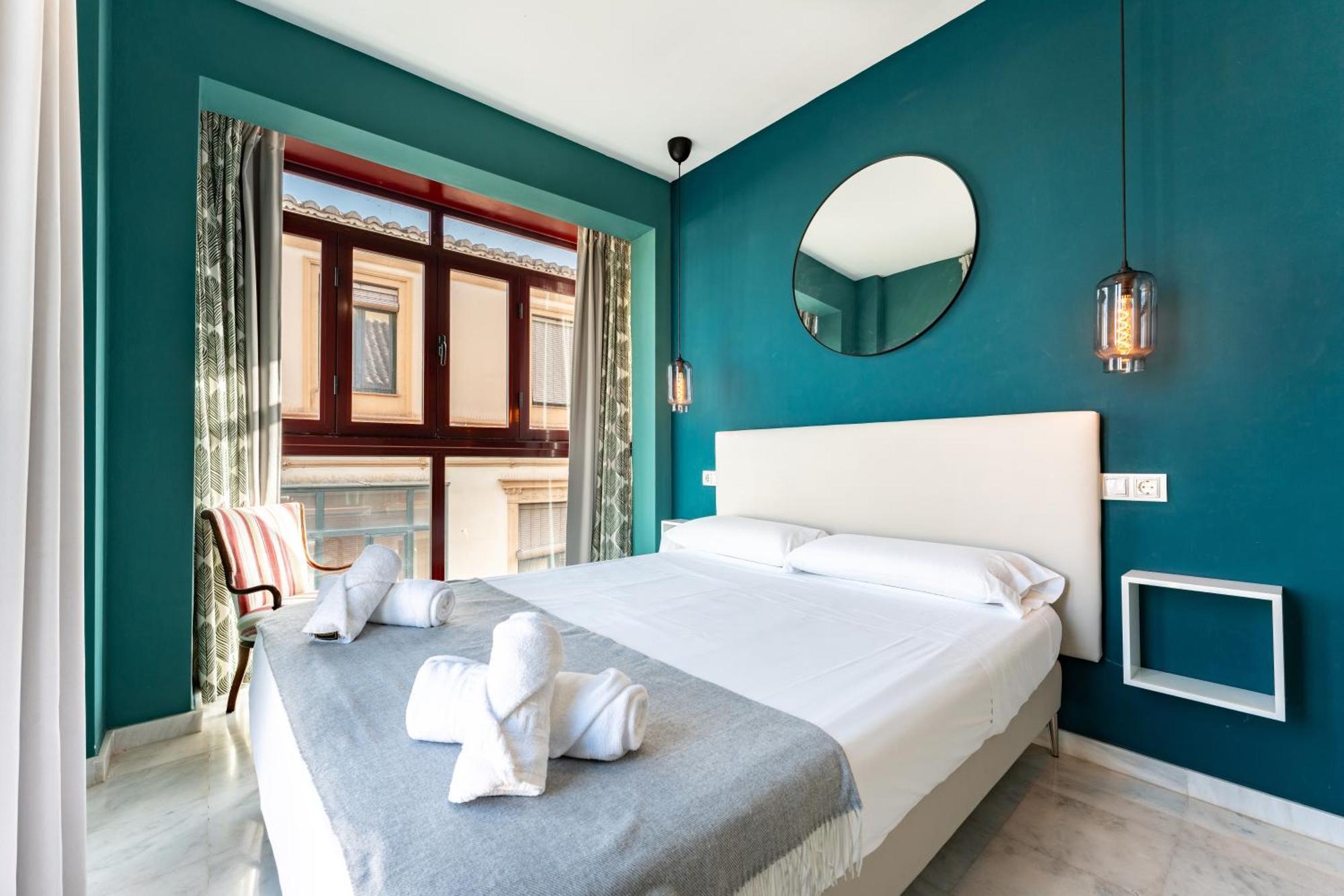 Unique Charming Apartment In The Heart Of Малага Экстерьер фото